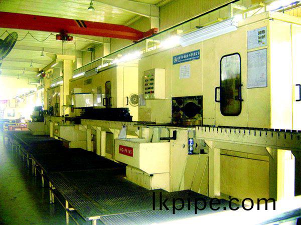 汽(qi)缸(gang)體(ti)加(jia)工生産線(xian)